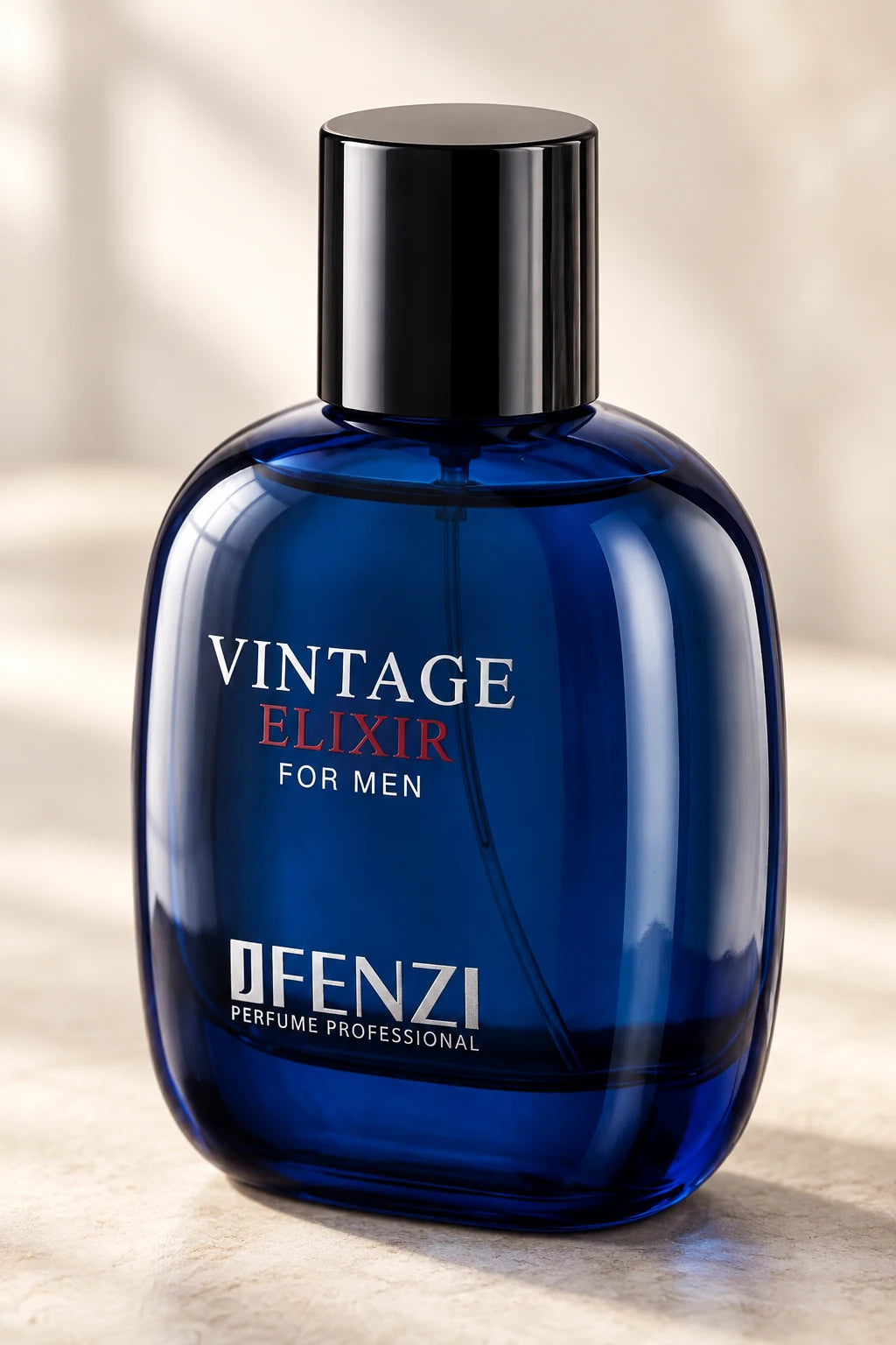 Detalle del frasco azul y el tapón negro de Vintage Elixir JFenzi