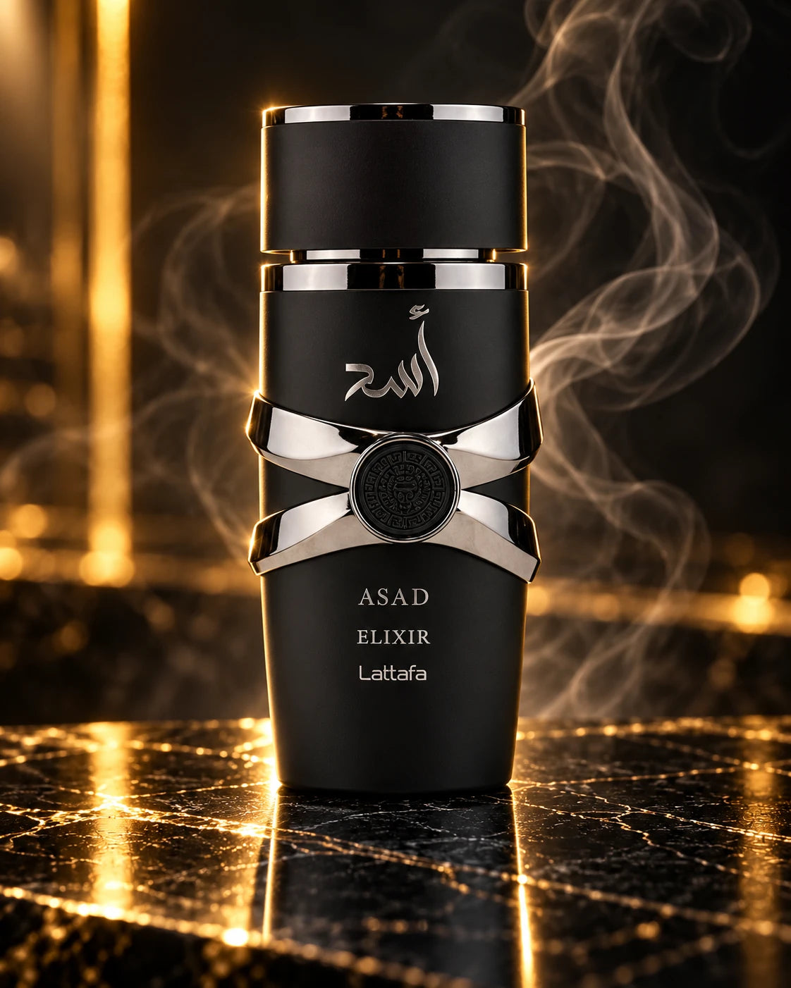 Asad Elixir, frasco con vapor sobre fondo oscuro