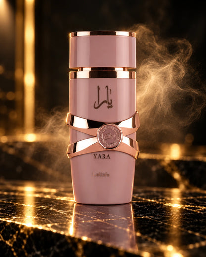 Yara Elixir, frasco con vapor sobre fondo oscuro